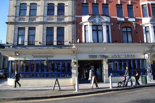 Tom Toya Lewis at Newport. (Pub, External). Published on 28-04-2012