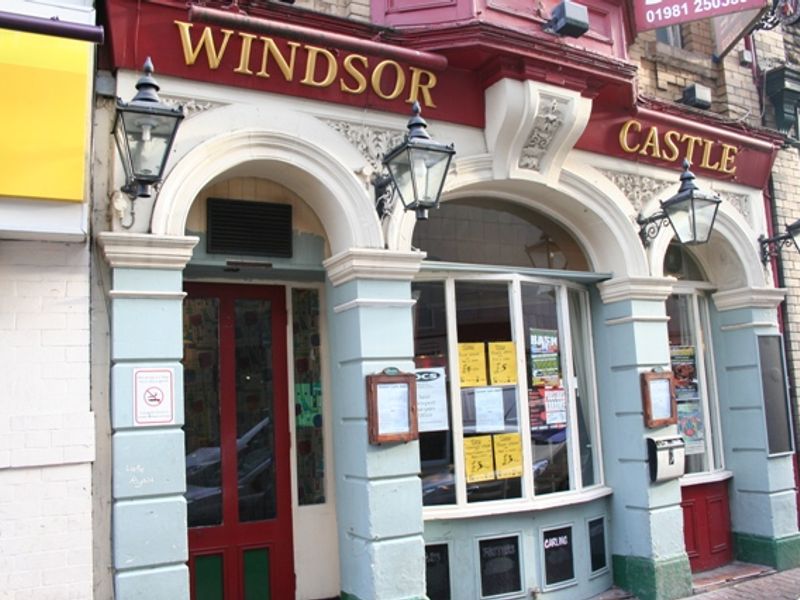 Windsor Castle at Newport. (Pub, External). Published on 28-04-2012 