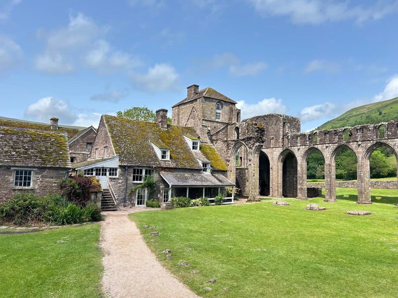 External view in summer. (Pub, External, Key). Published on 17-07-2025