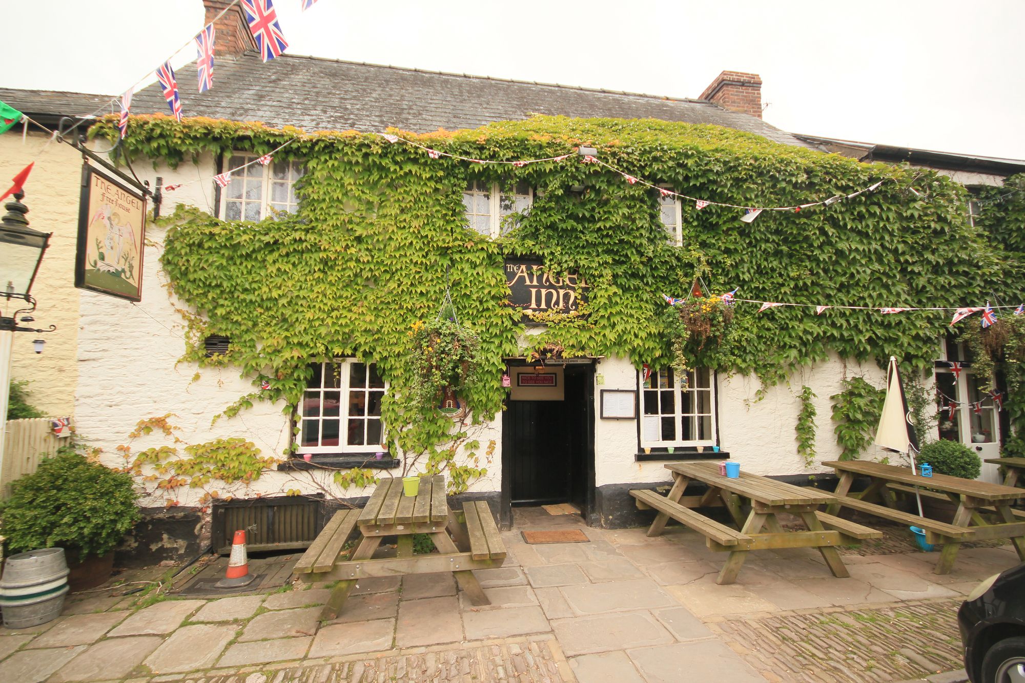 Angel, Grosmont. (Pub, External). Published on 08-11-2012