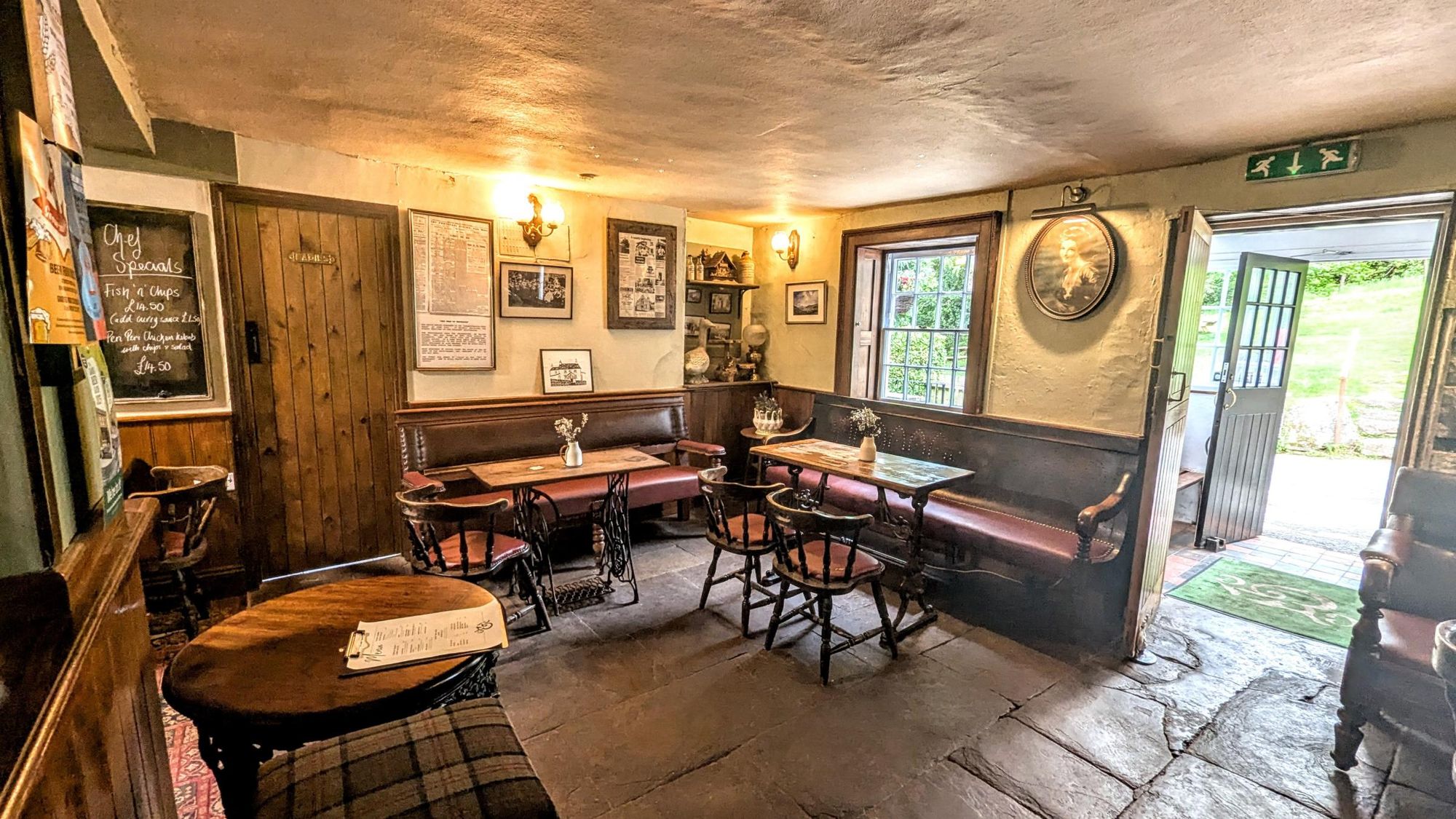 Main bar area. (Bar). Published on 29-06-2025