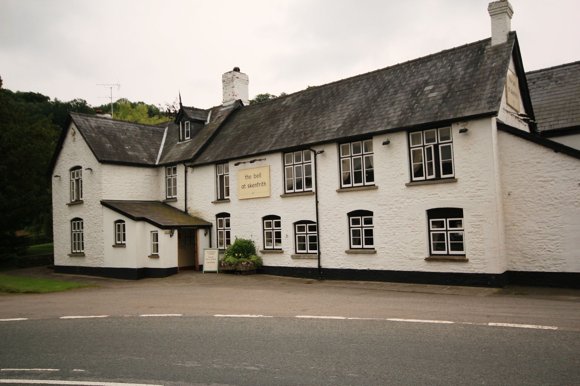 Bell, Skenfrith. (Pub, External). Published on 07-10-2012