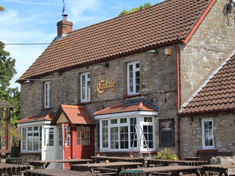 Castle Inn at Caldicot. (Pub, External). Published on 28-04-2012