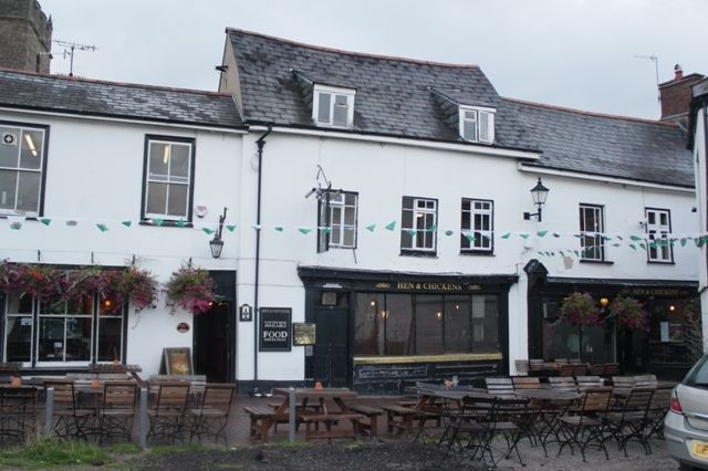 Hen & Chickens at Abergavenny. (Pub, External). Published on 28-04-2012