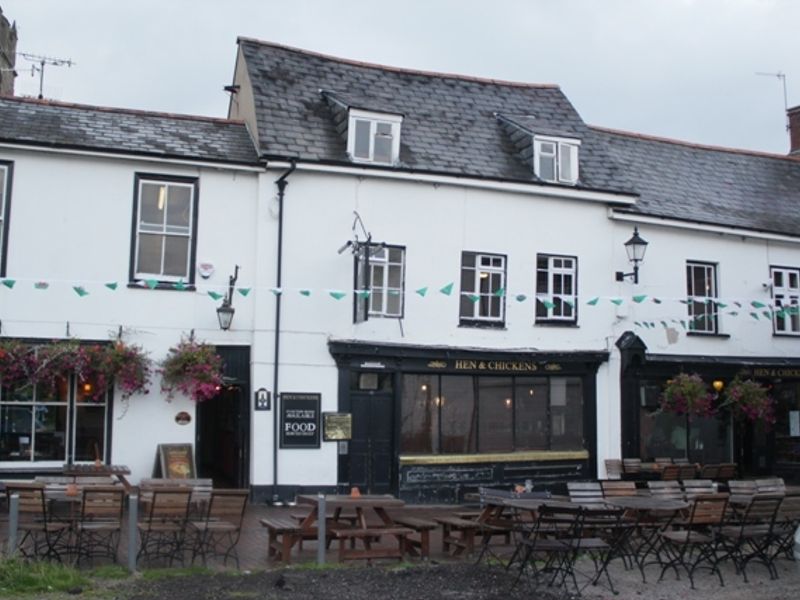 Hen & Chickens at Abergavenny. (Pub, External). Published on 28-04-2012