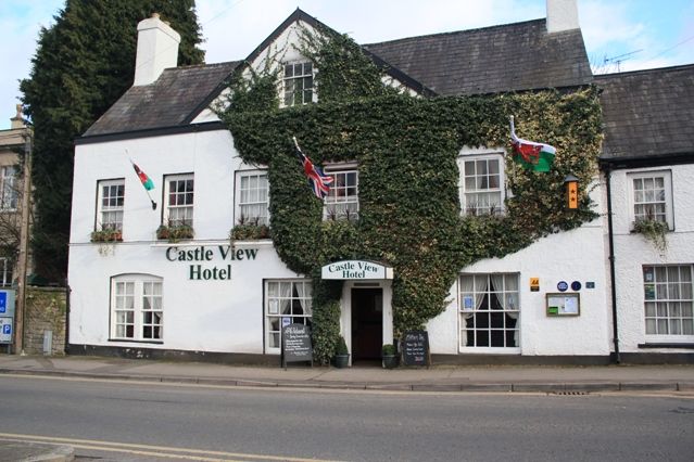 Castle View Hotel at Chepstow. (Pub, External). Published on 16-08-2012