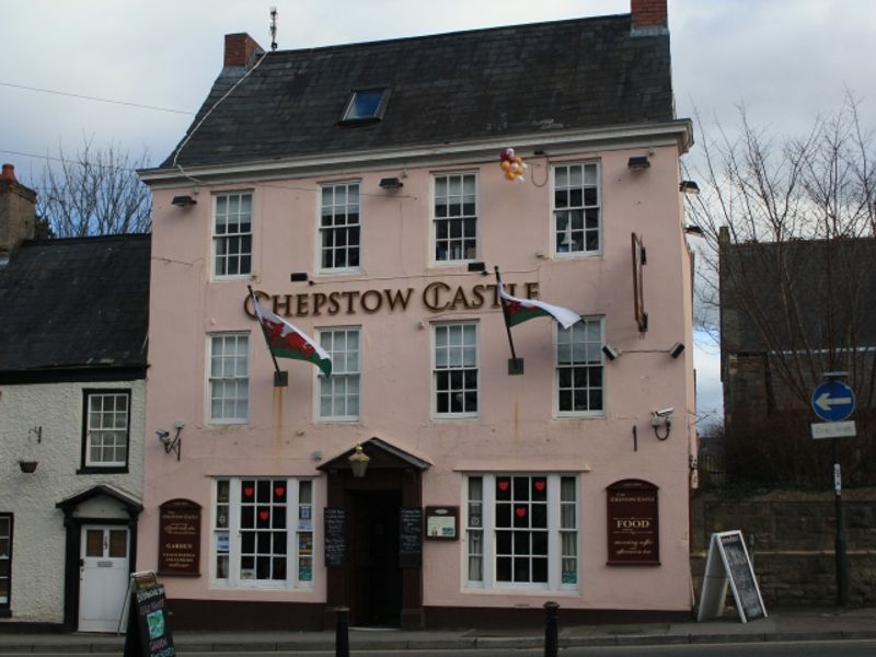 Chepstow Castle Inn at Chepstow. (Pub, External). Published on 16-08-2012