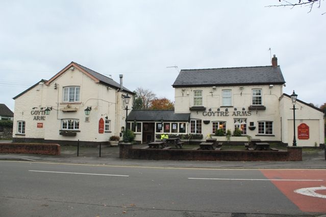 Goytre Arms at Penperlleni. (Pub, External). Published on 16-08-2012