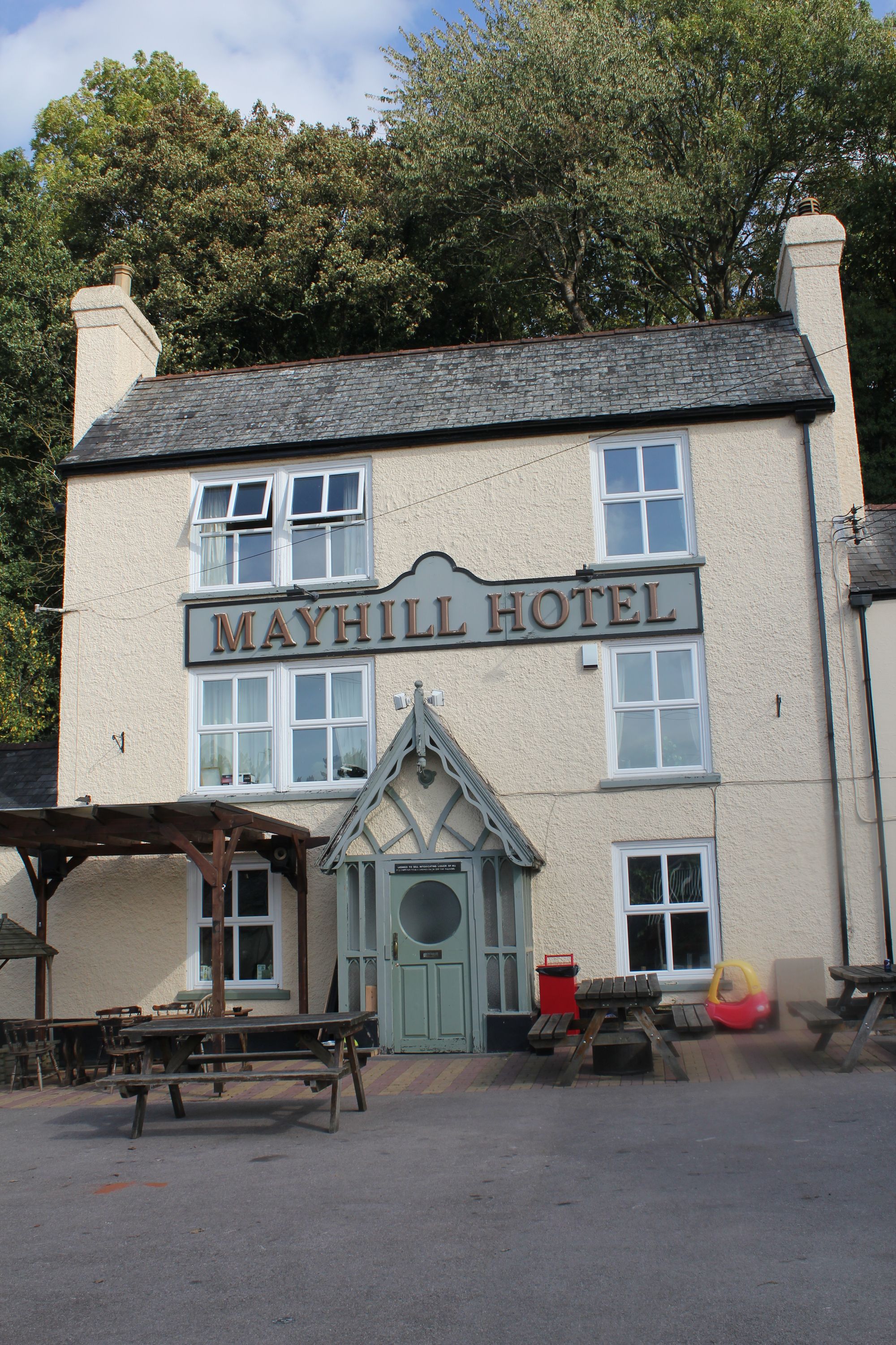 Mayhill Hotel, Monmouth. (Pub, External). Published on 07-10-2012