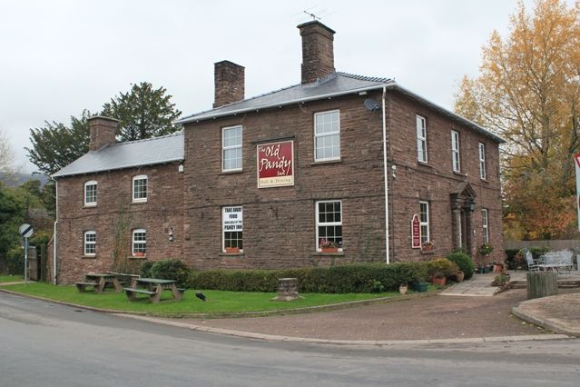 Pandy Inn at Pandy. (Pub, External). Published on 16-08-2012