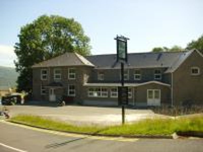 Navigation Inn, Gilwern. (Pub, External). Published on 12-11-2011