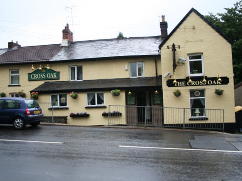 Cross Oak Inn at Penmaen. (Pub, External). Published on 28-04-2012 