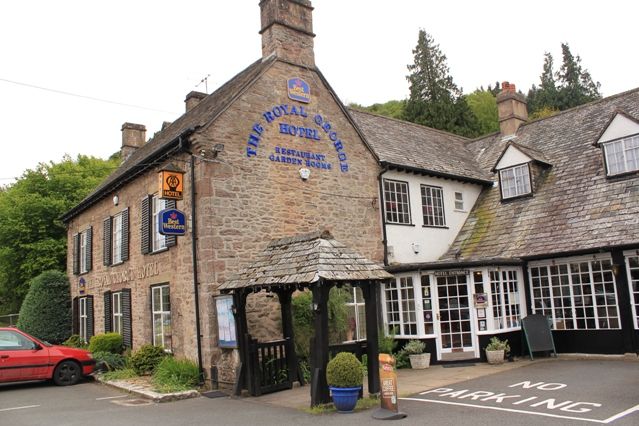 Royal George Hotel at Tintern. (Pub, External). Published on 28-04-2012
