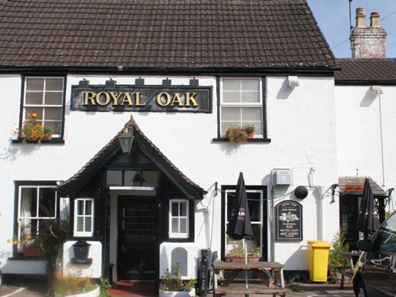 Royal Oak Inn at Monmouth. (Pub, External). Published on 28-04-2012