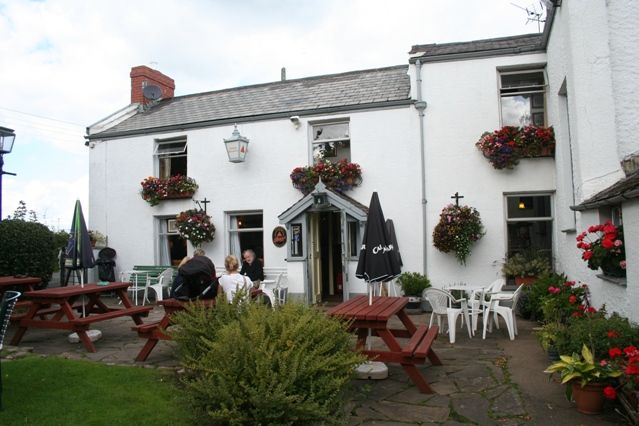 Wheatsheaf at Llanhennock. (Pub, External). Published on 28-04-2012