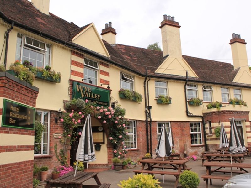 Wye Valley Hotel at Tintern. (Pub, External). Published on 28-04-2012 