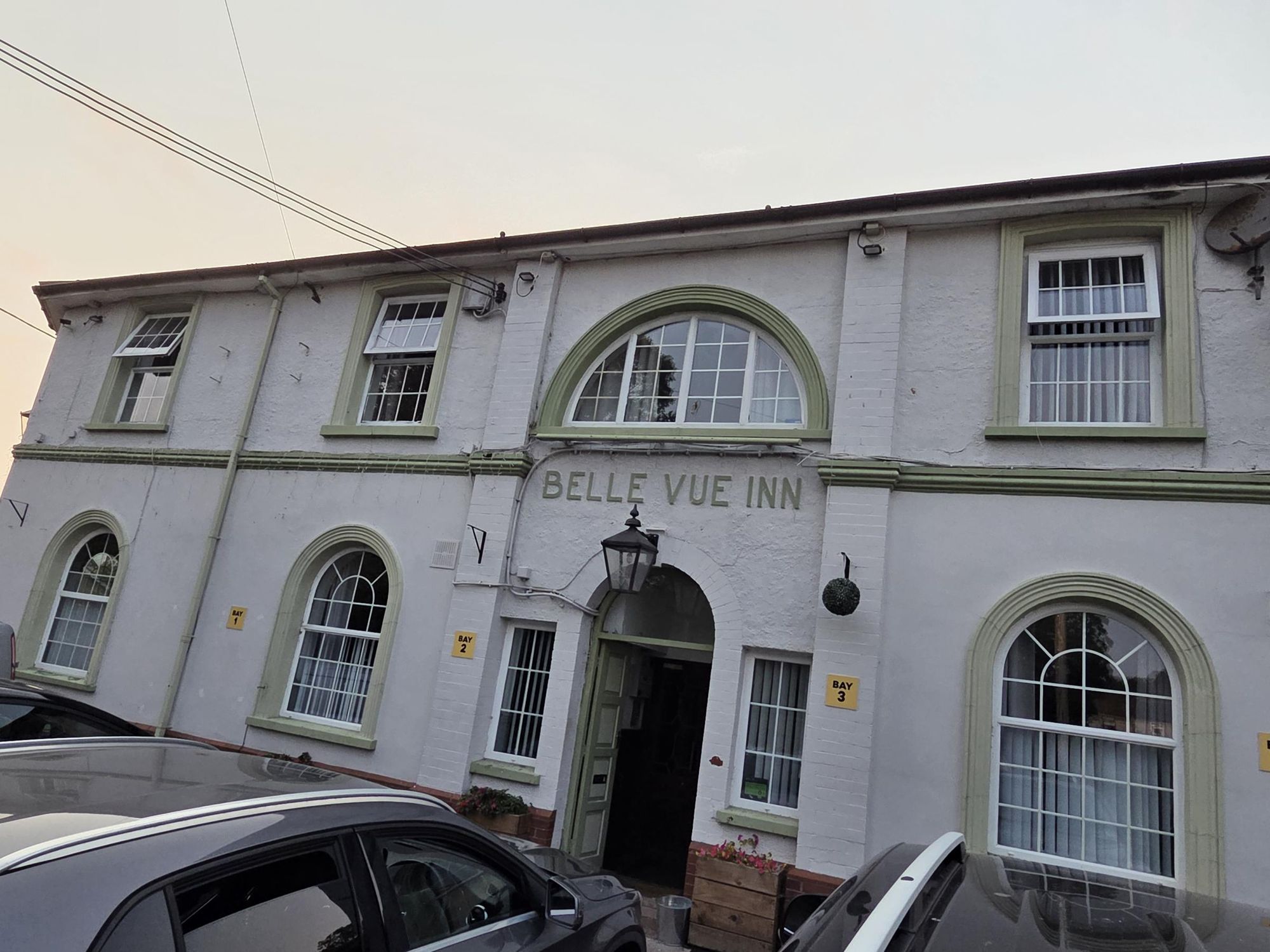 Front view. (Pub, External, Key). Published on 17-08-2025