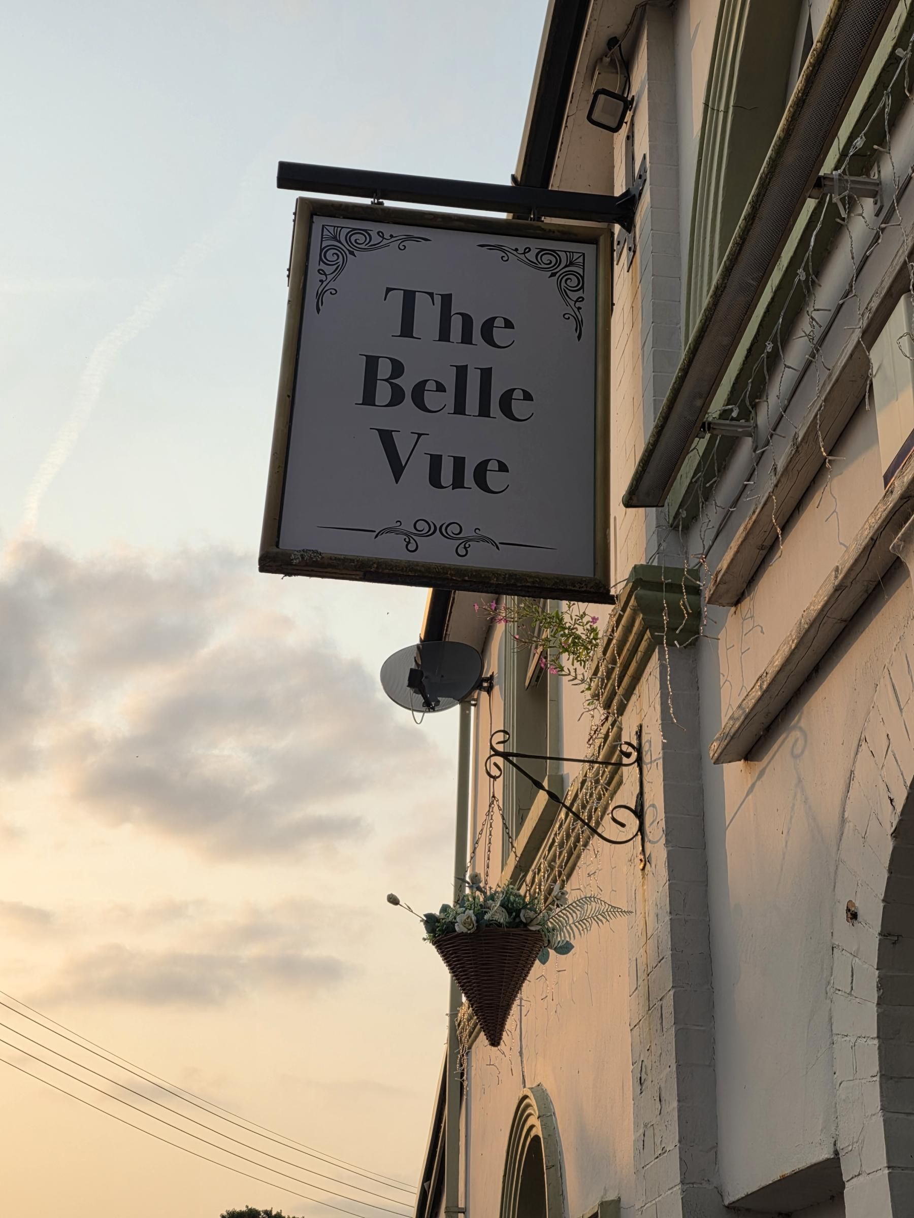 Pub sign. (External, Sign). Published on 17-08-2025