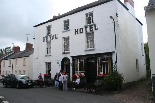Royal Hotel at Usk. (Pub, External). Published on 28-04-2012