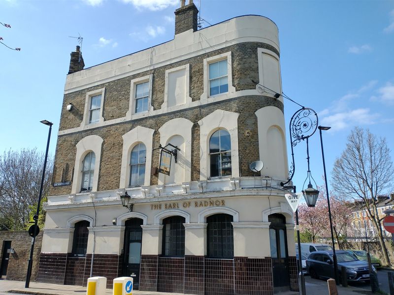The Earl of Radnor - April 2021. (Pub, External, Bar). Published on 25-06-2021