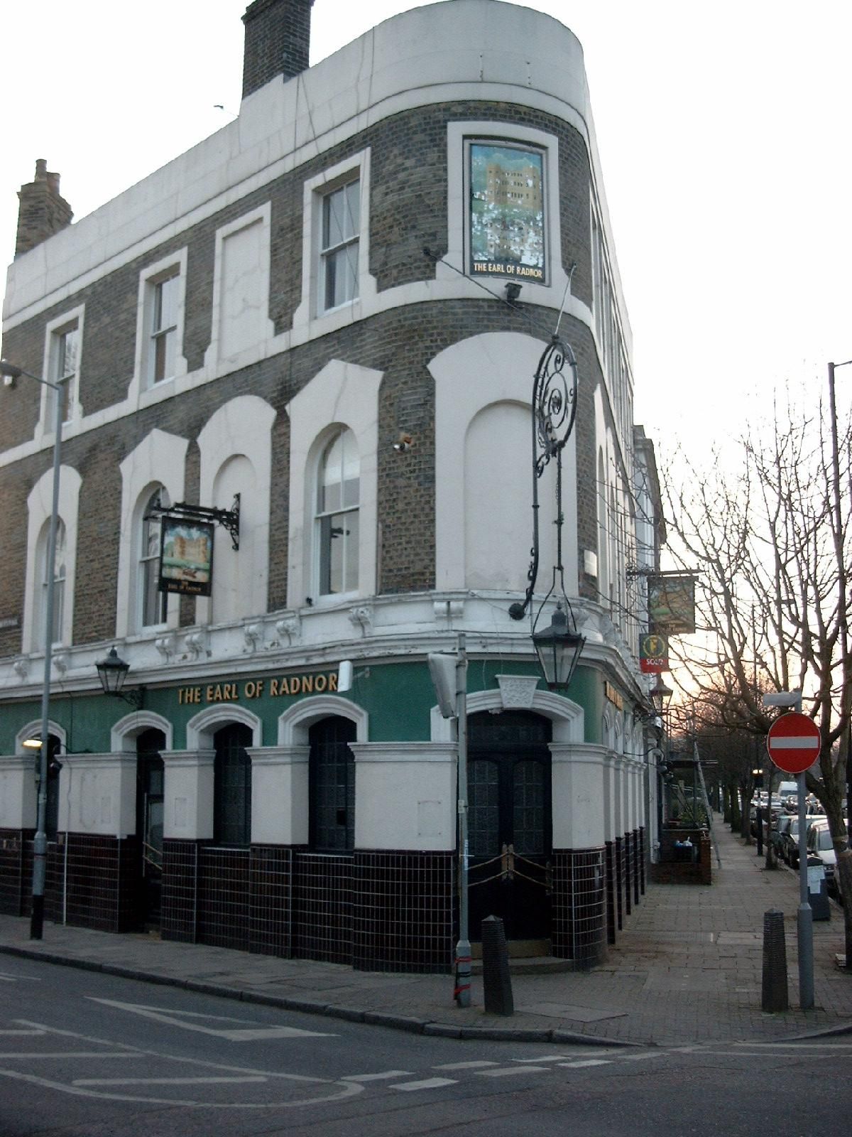 The Earl of Radnor - 24th Feb 2003. (Pub, External, Bar, Key). Published on 25-06-2021
