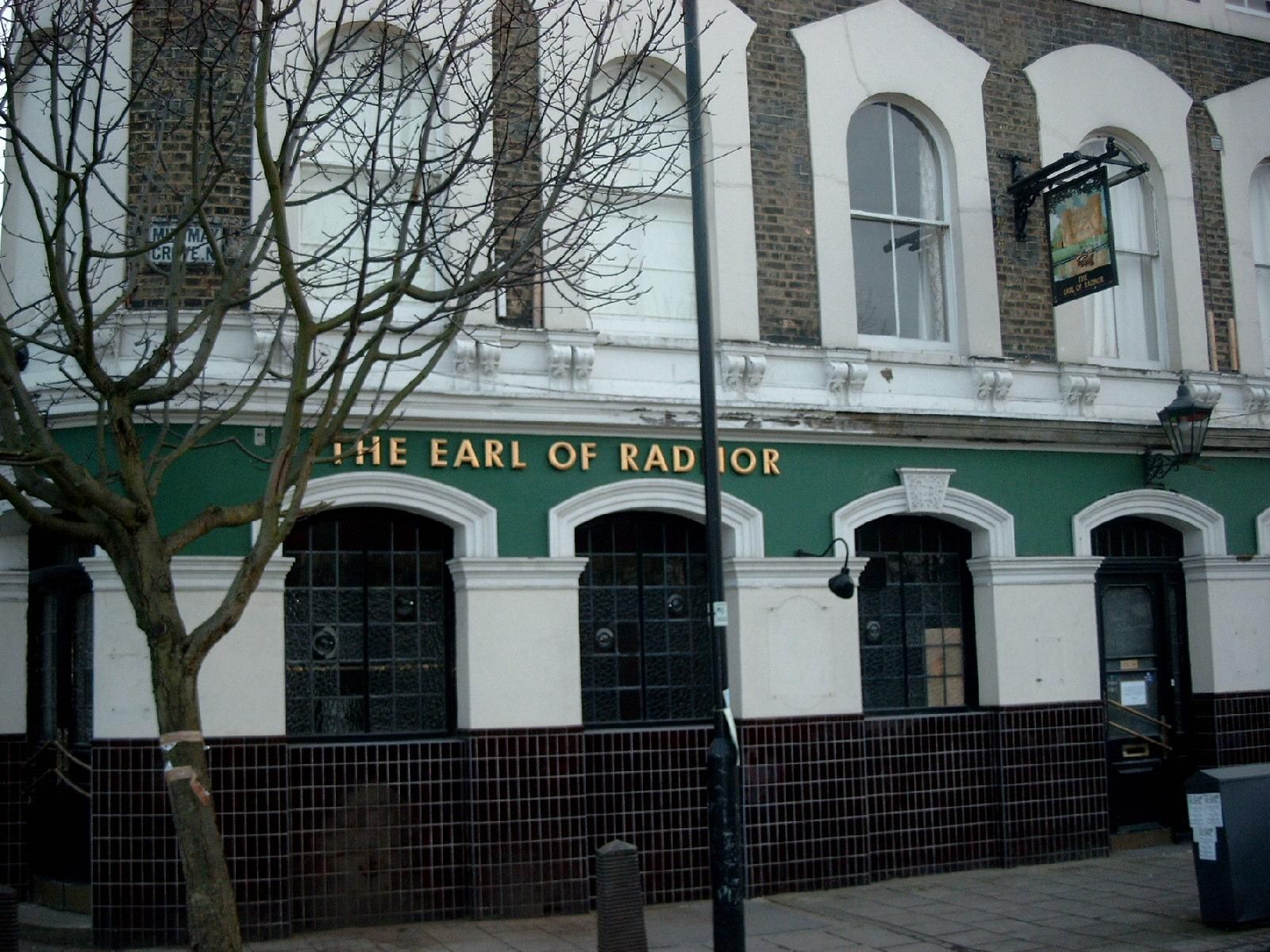 The Earl of Radnor - 24th Feb 2003. (Pub, External, Bar). Published on 25-06-2021