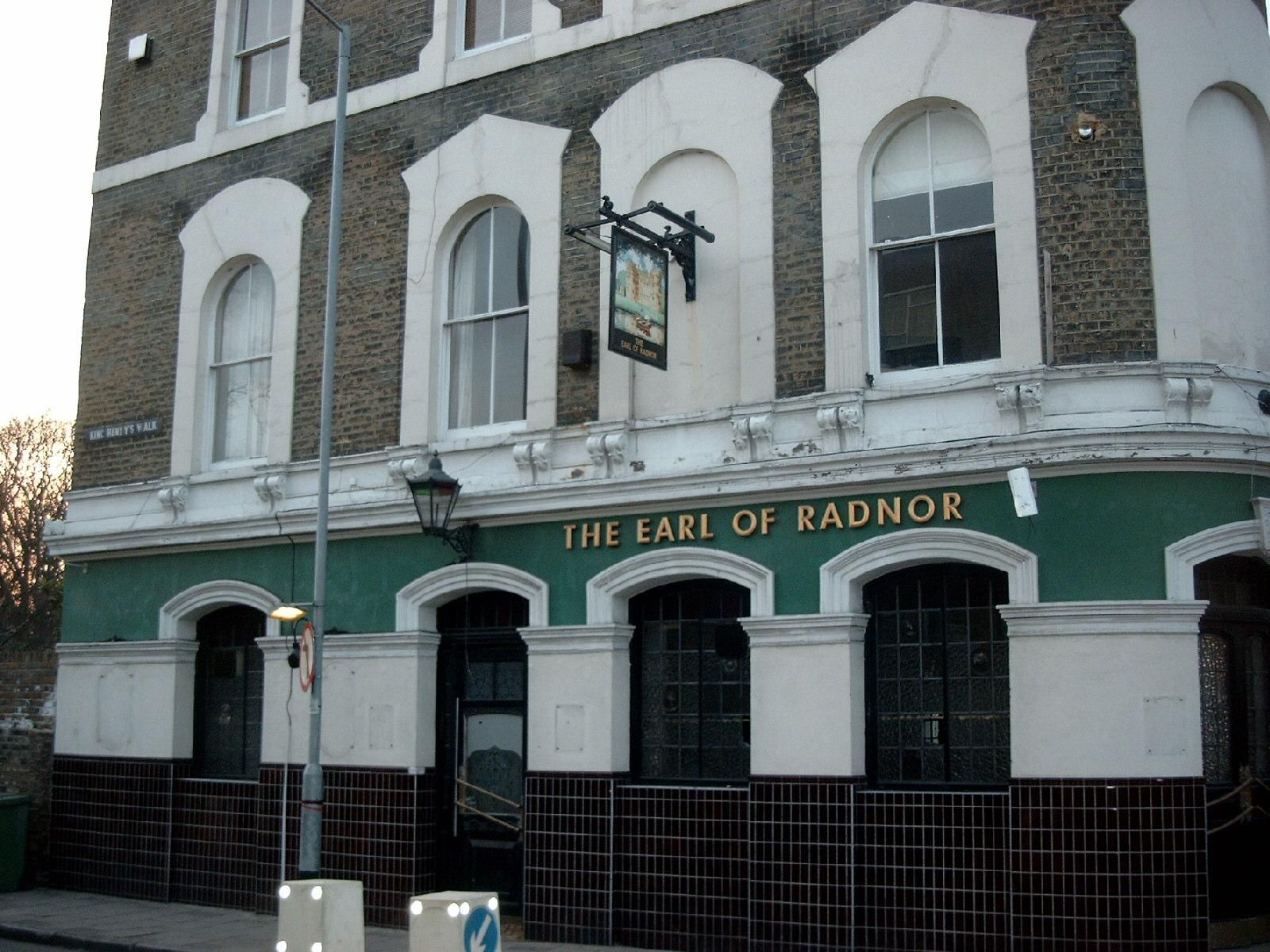 The Earl of Radnor - 24th Feb 2003. (Pub, External, Bar, Sign). Published on 25-06-2021