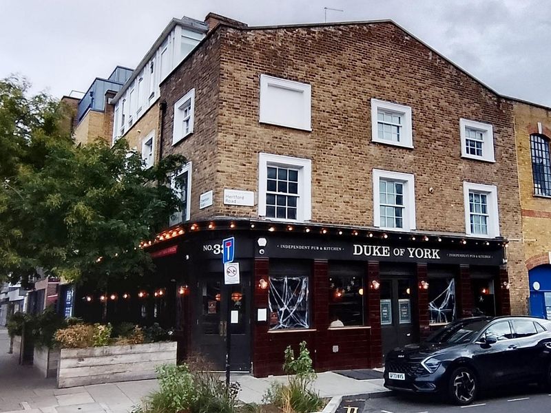 Taken 28 October 2025. (Pub, External, Key). Published on 29-10-2025