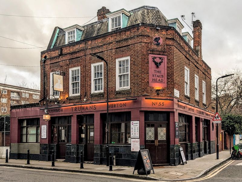 Exterior March 2026. (Pub, External, Sign, Key). Published on 13-04-2026