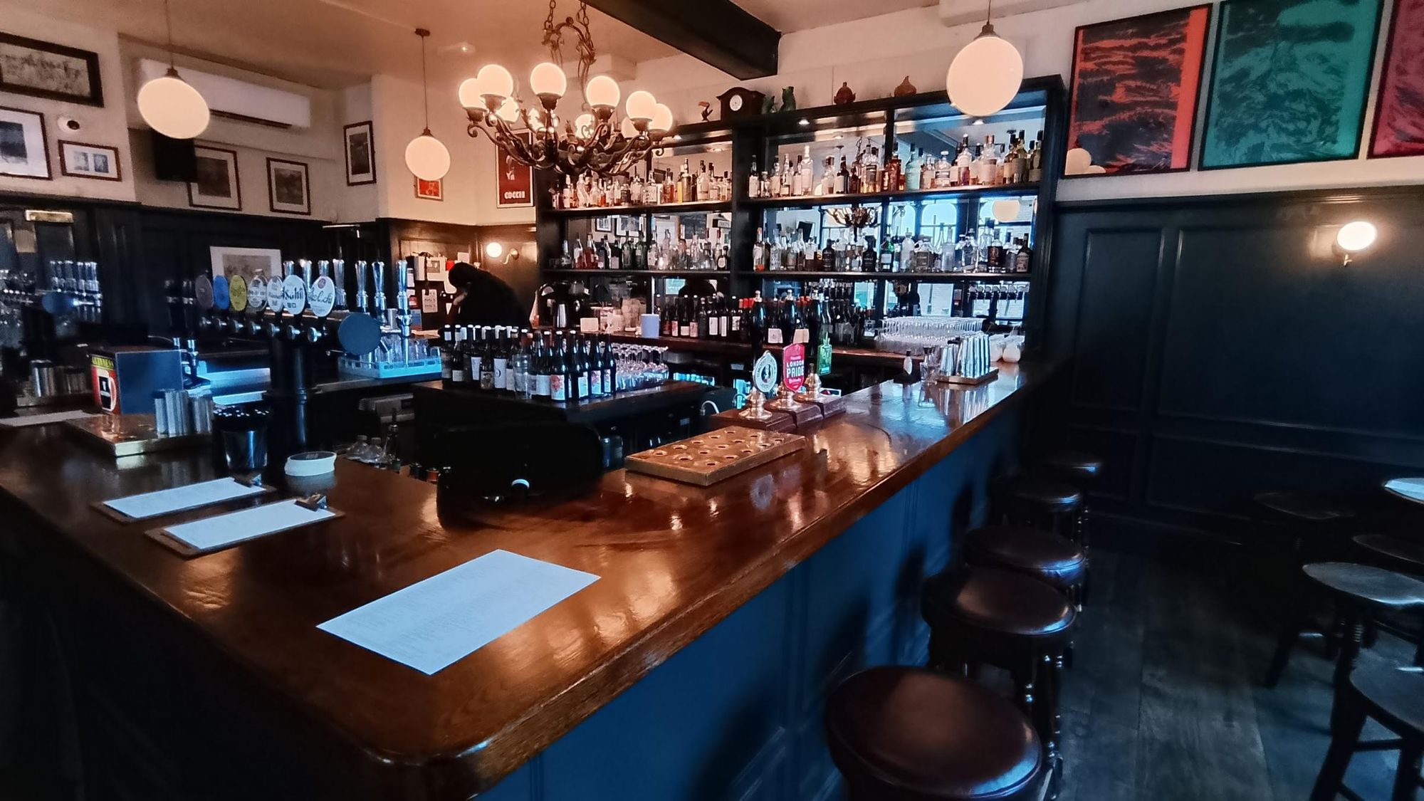 Taken 1 November 2025. (Bar). Published on 02-11-2025