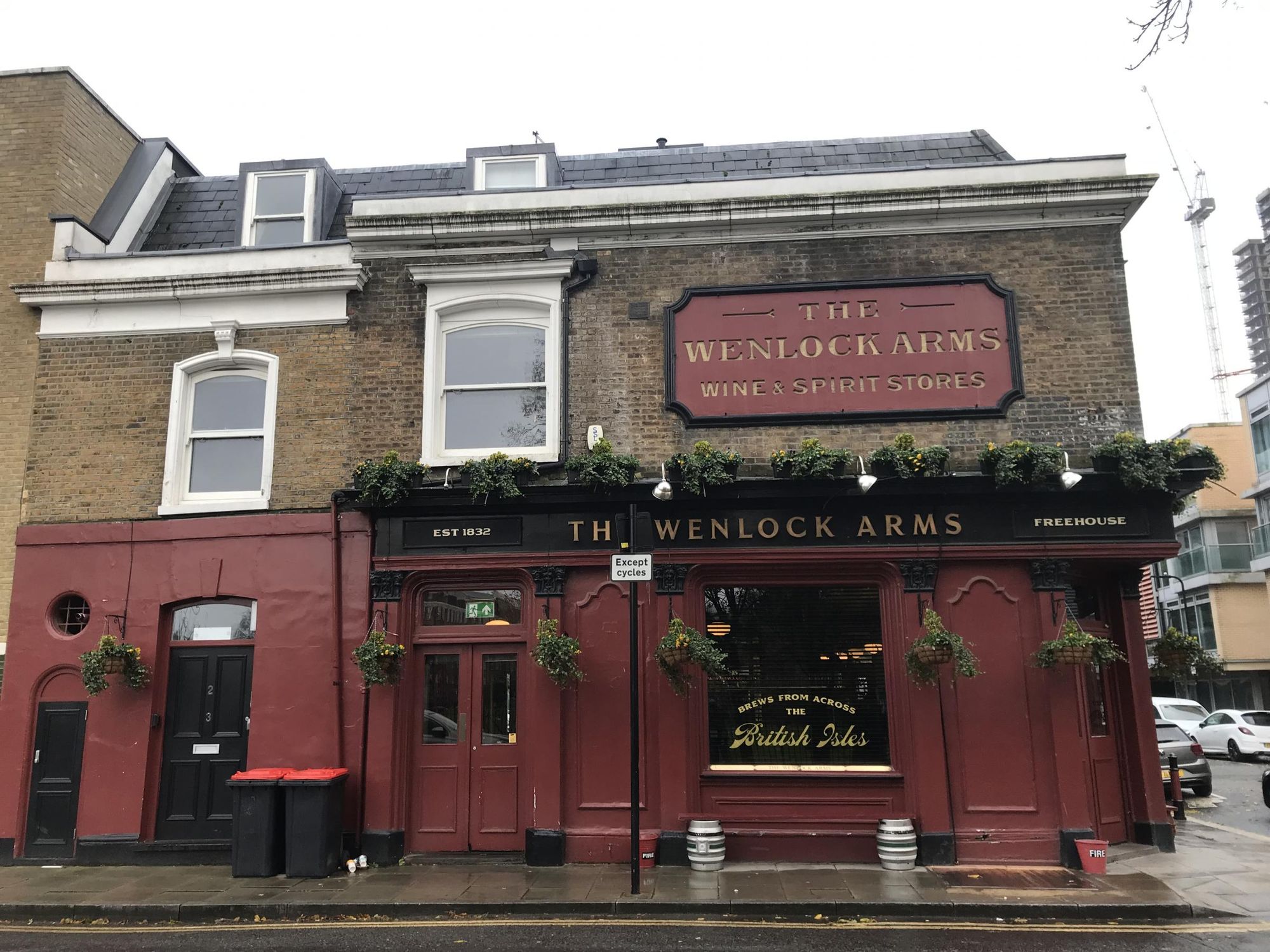 Wenlock Arms 27th November 2021. (Pub, External). Published on 02-12-2021
