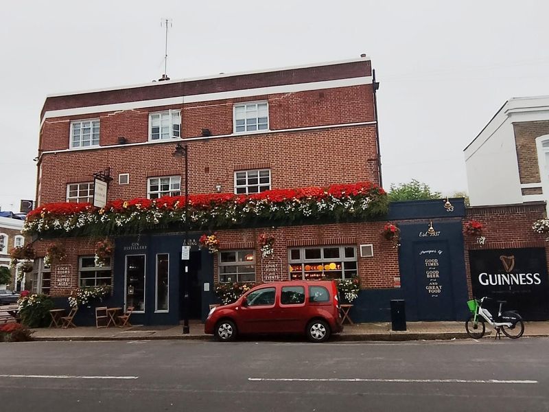 Taken 14 October 2025. (Pub, External). Published on 15-10-2025 