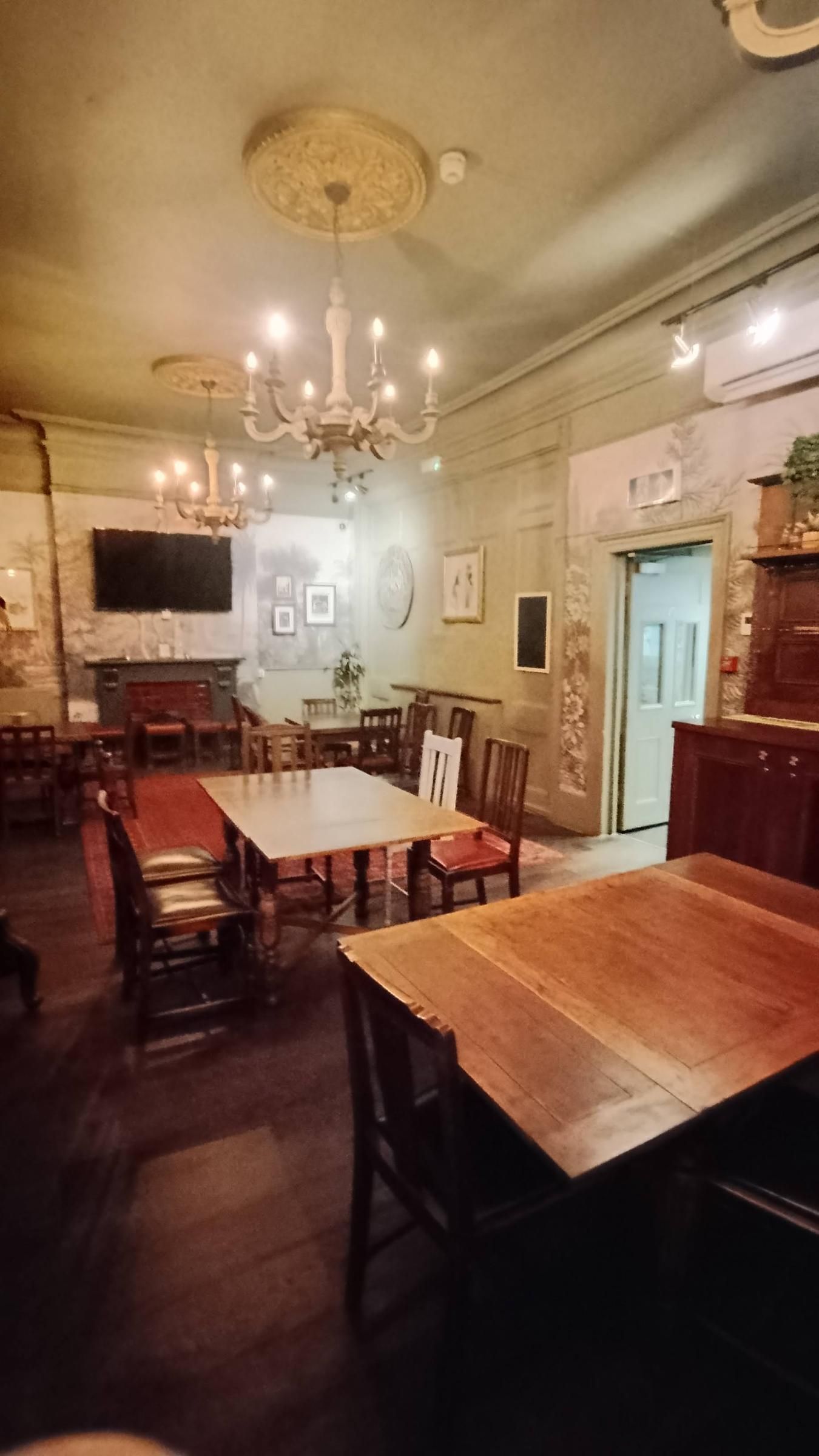 Upstairs room on 21 Oct 2025. (Pub). Published on 22-10-2025