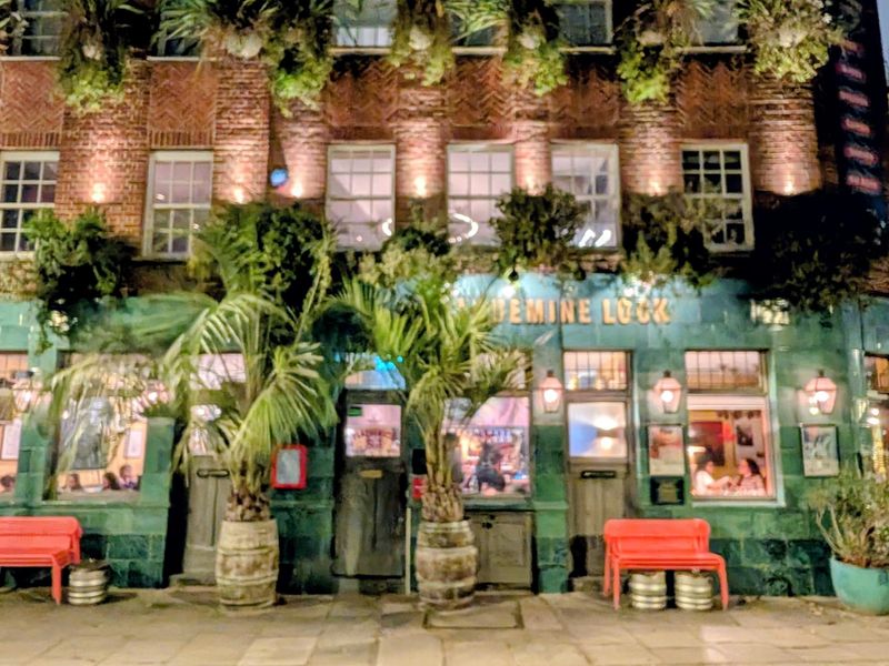 Exterior on a sunny day May 2026. (Pub, External, Key). Published on 02-06-2026
