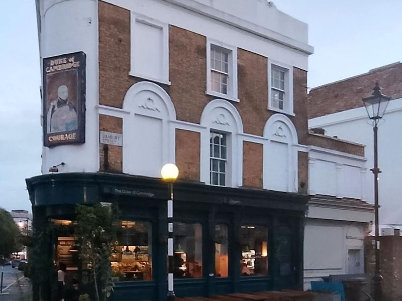 Taken 21 October 2025. (Pub, External). Published on 22-10-2025
