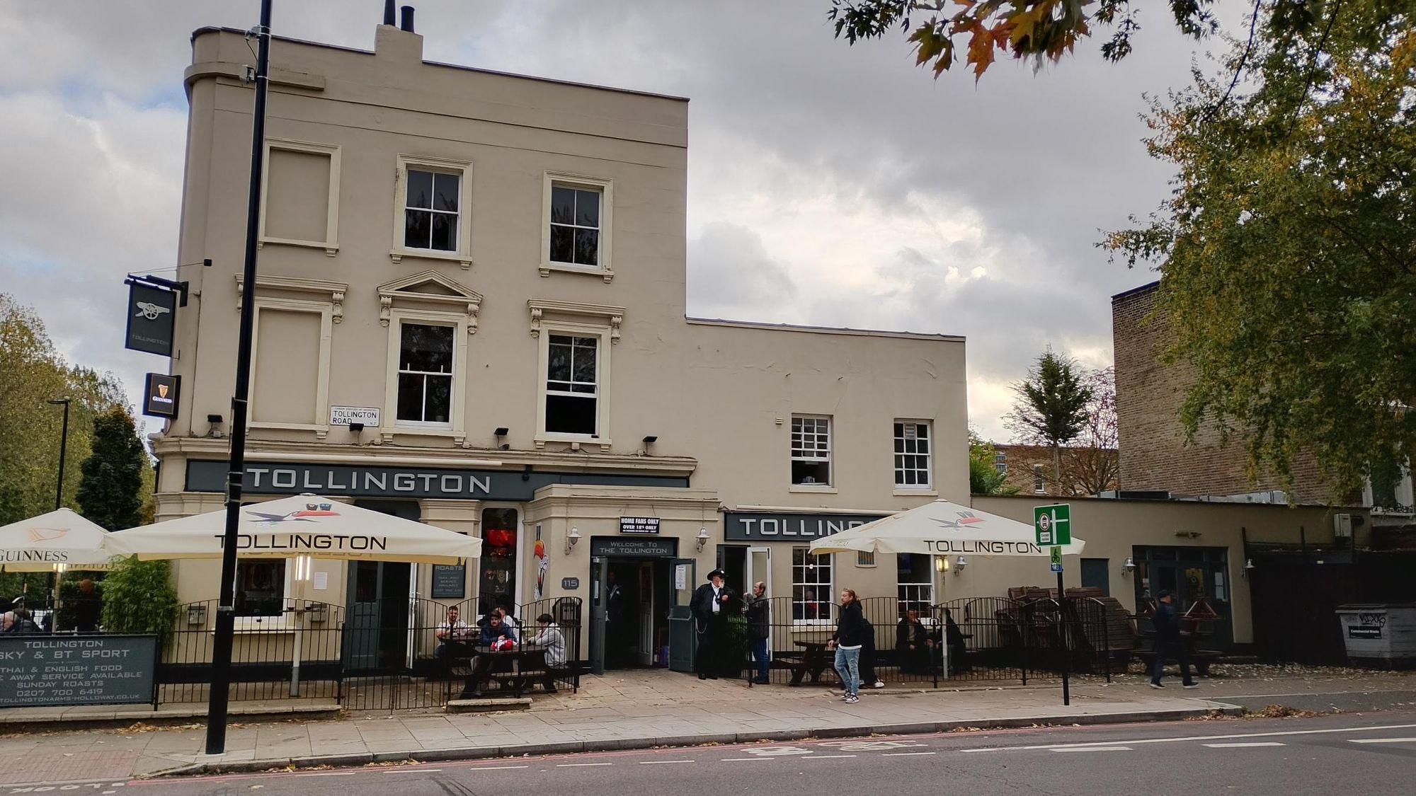 Taken 21 October 2025. (Pub, External). Published on 22-10-2025