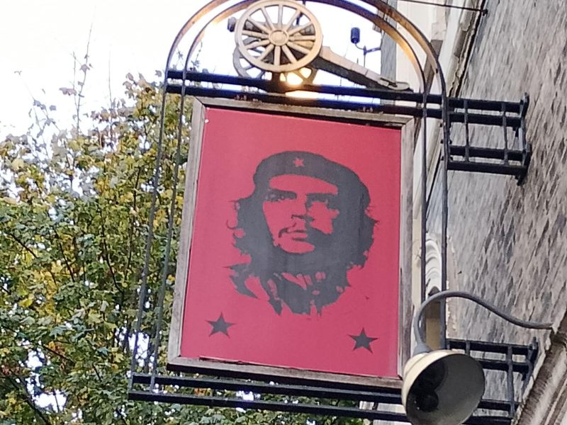 Taken 21 October 2025. (Sign). Published on 22-10-2025 