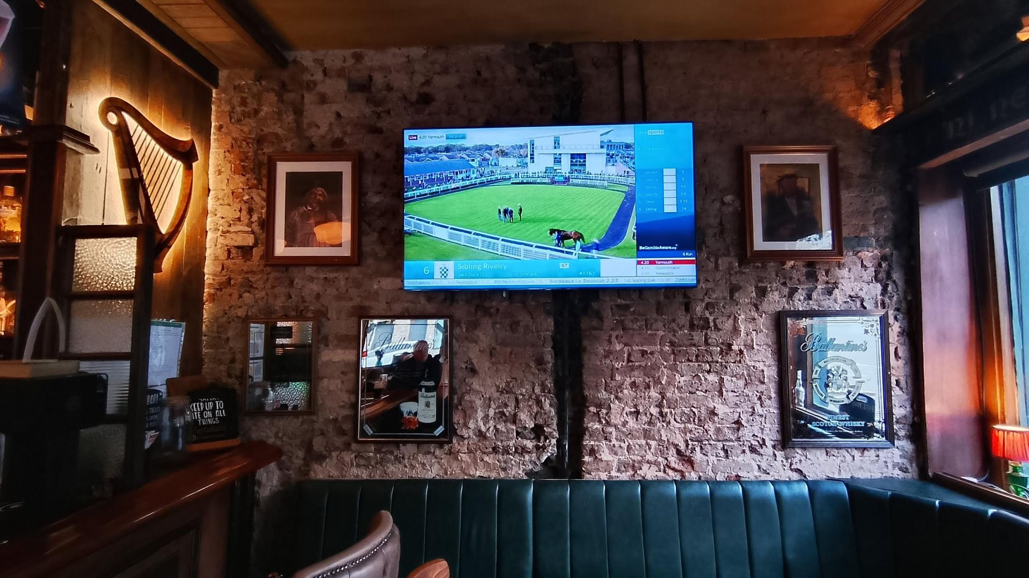 Taken 21 October 2025. (Pub). Published on 22-10-2025