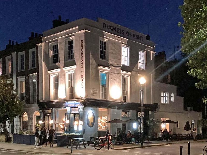 Pub at night Aug 2025. (Pub, External). Published on 31-08-2025 