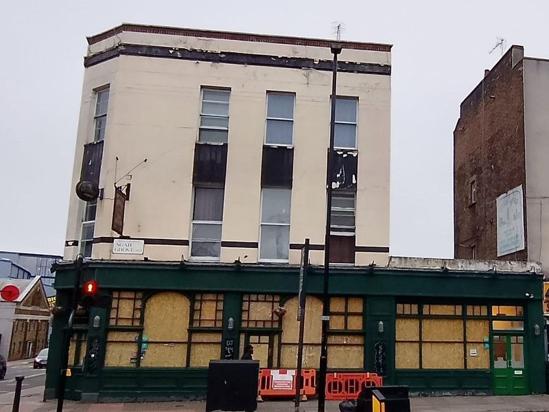 Taken 14 October 2025. (Pub, External). Published on 15-10-2025 