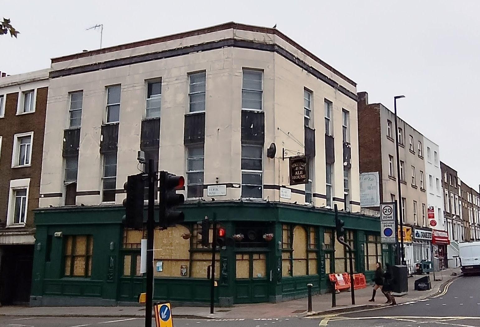 Taken 14 October 2025. (Pub, External). Published on 15-10-2025