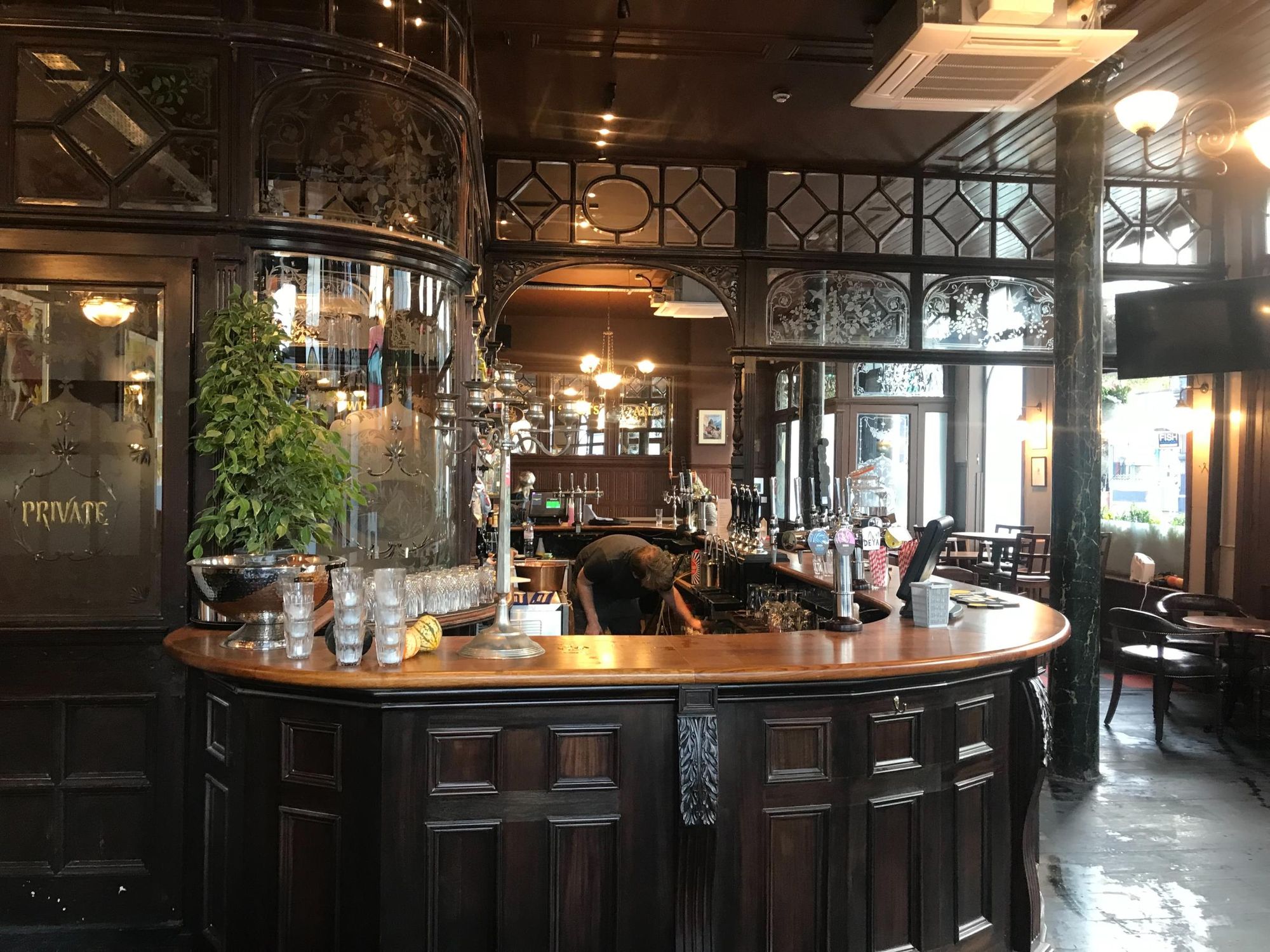Interior Oct 2022. (Pub, Bar). Published on 19-10-2022