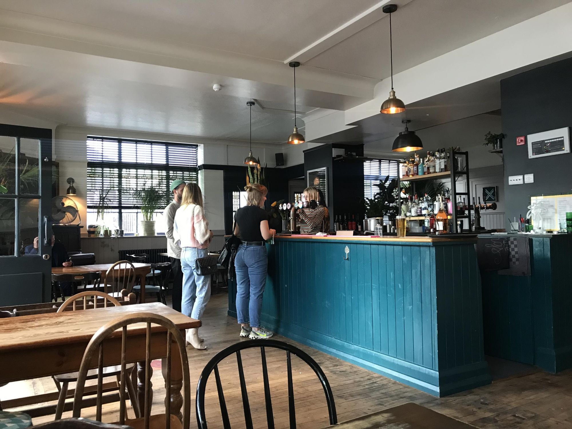 Palm 14th September 2021. (Pub, Bar, Customers). Published on 05-12-2021