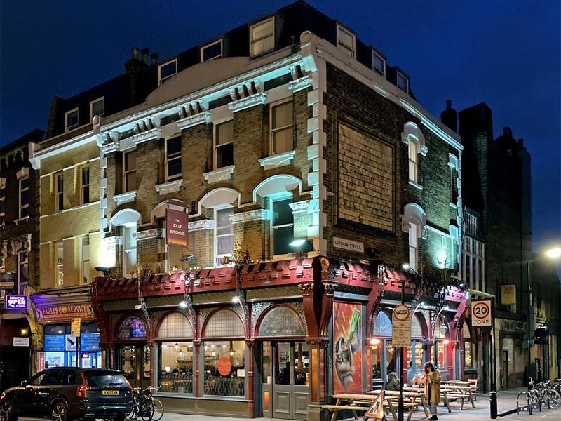 Pub at night Aug 2025. (Pub, External, Key). Published on 01-09-2025