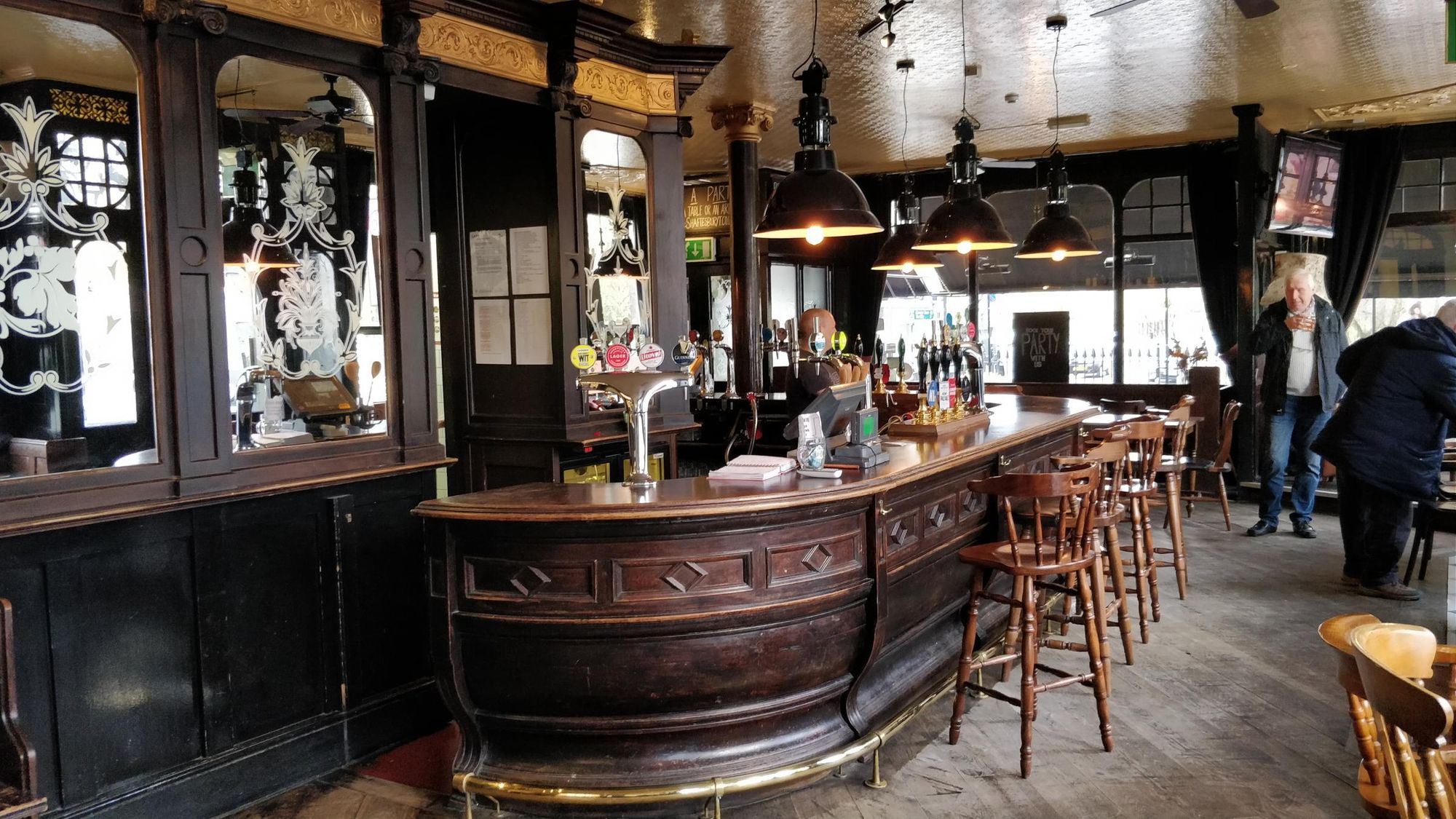 Taken in 2019. (Bar). Published on 19-09-2025