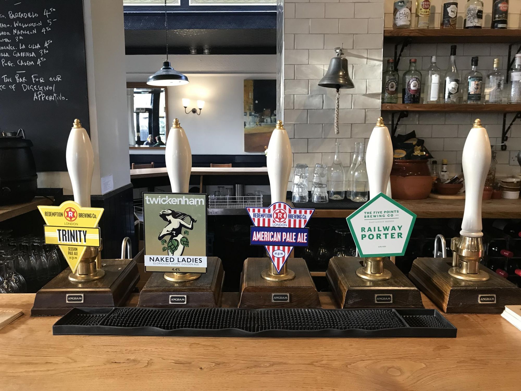 Landseer Arms 1st December 2021. (Pub, Bar). Published on 02-12-2021