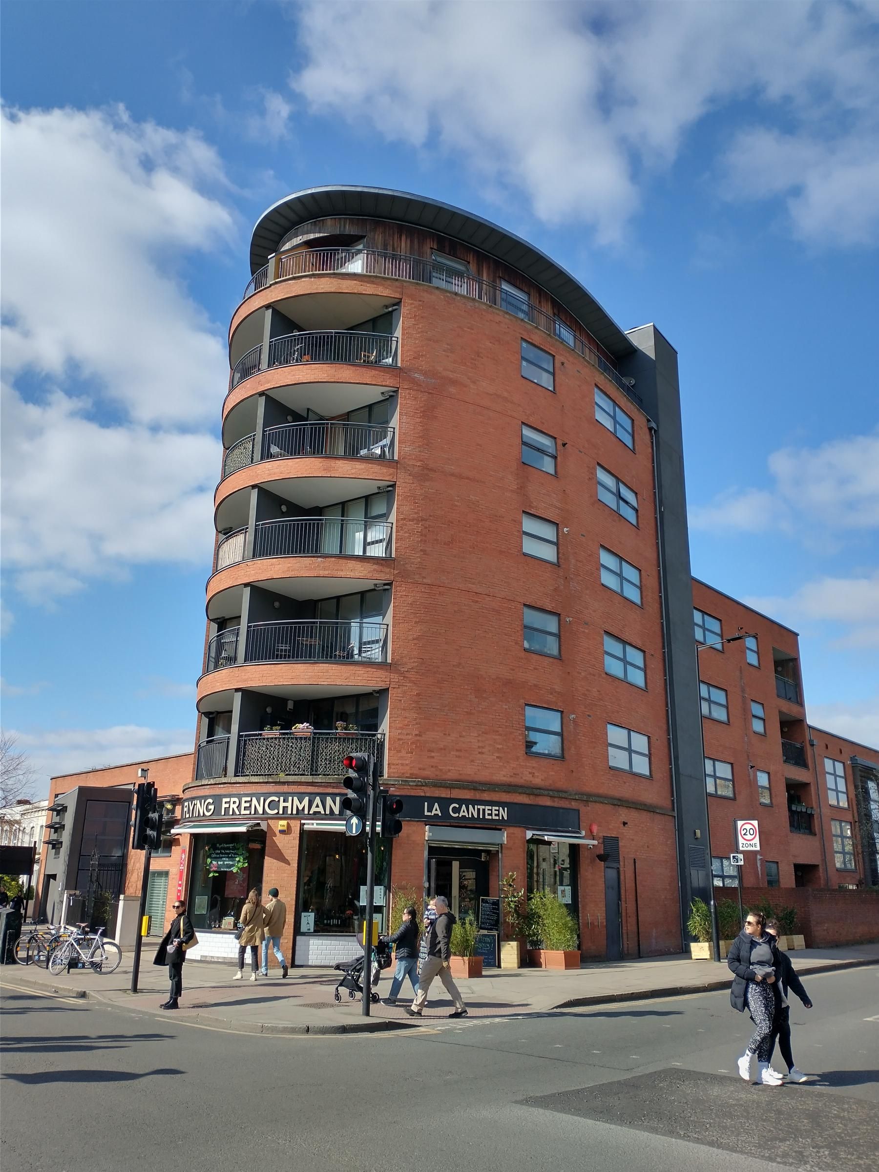 (Pub, External, Bar). Published on 25-06-2021