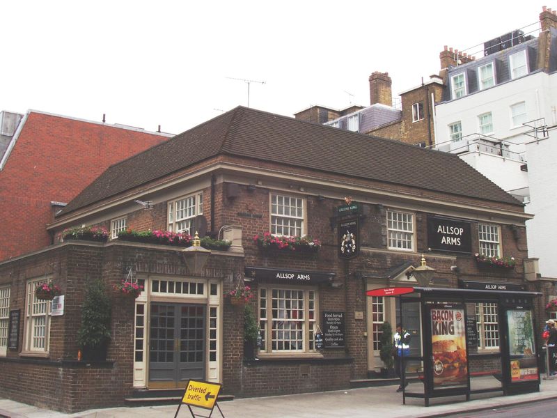 Allsop Arms NW1-2 June 2018. (Pub, External). Published on 10-06-2018