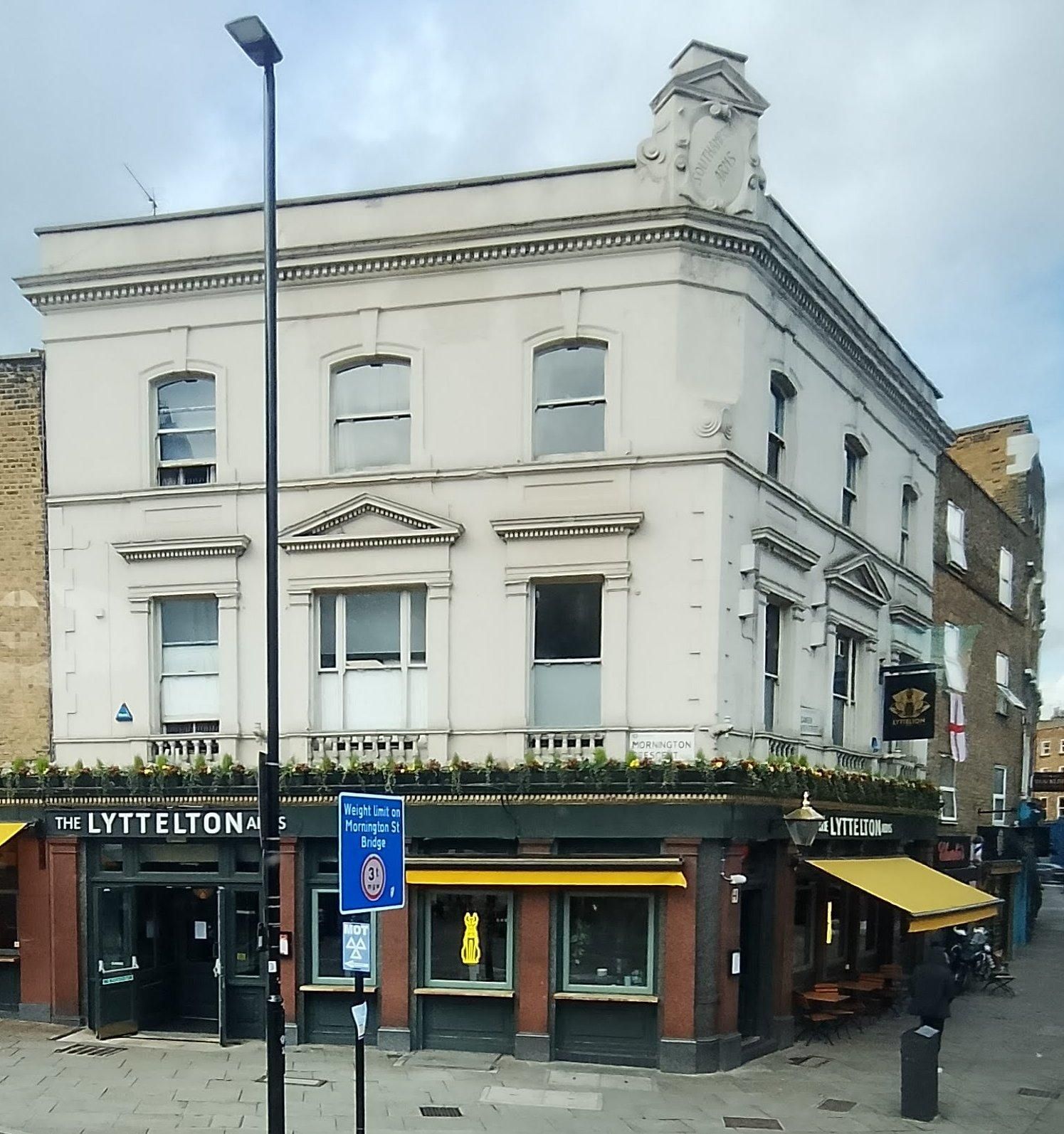 Taken 21 October 2025. (Pub, External, Key). Published on 22-10-2025