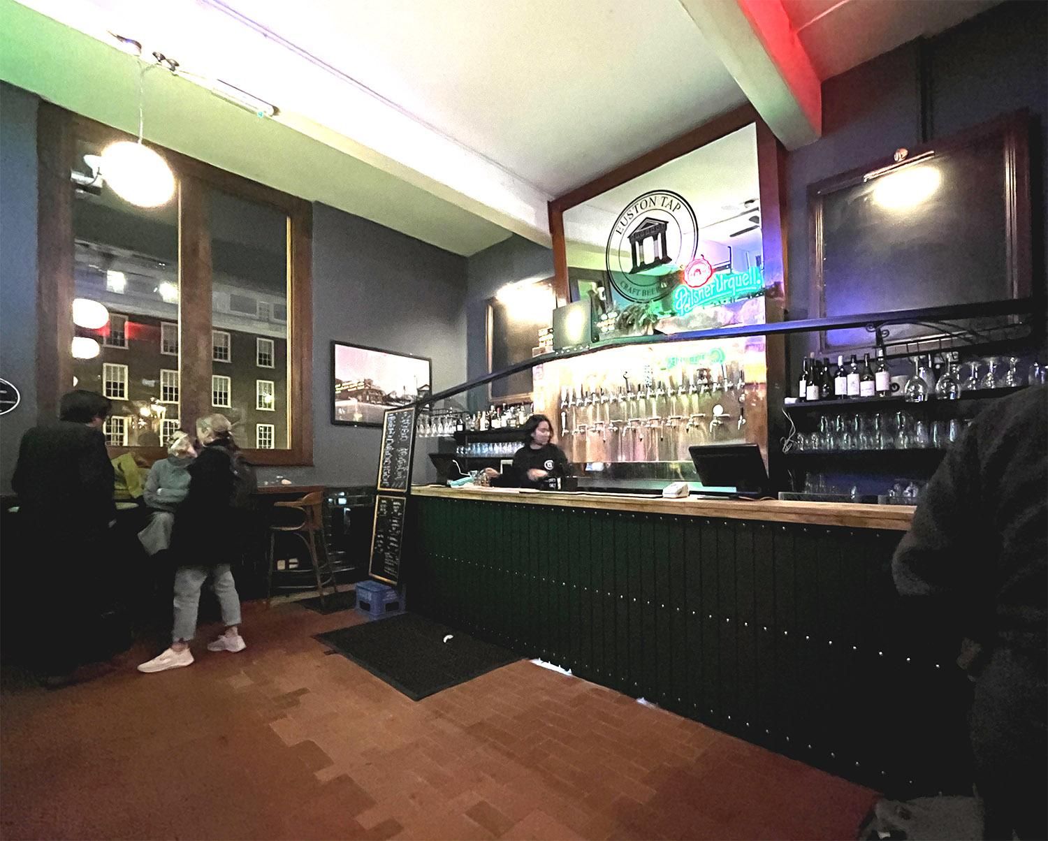 A new parallel rear bar replaces the old U-shaped interior - Mar. (Pub, Bar). Published on 13-03-2025